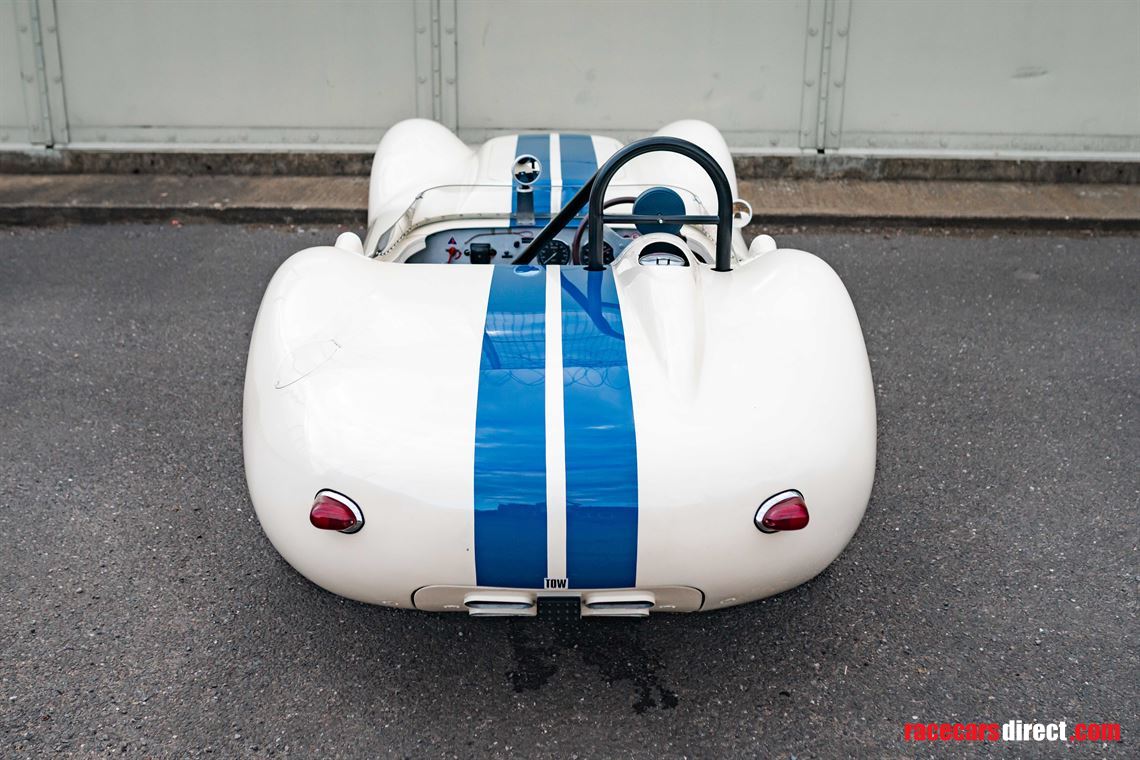 lister-knobbly-fia-car