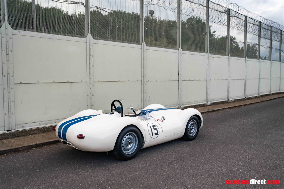lister-knobbly-fia-car