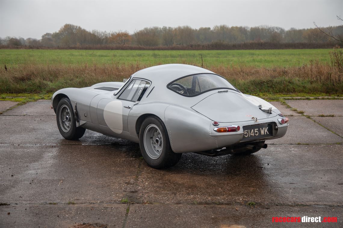 1962-jaguar-e-type-lightweight-low-drag