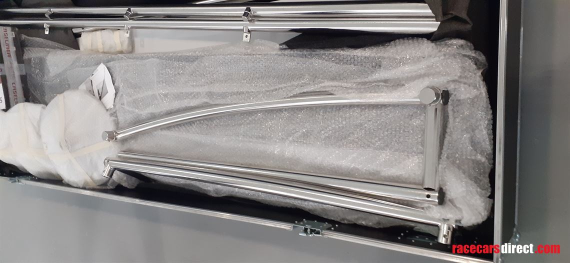 endurance-pit-perch-racing-caseliner