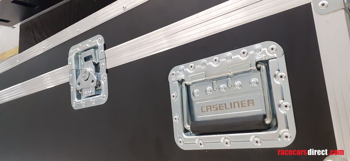 endurance-pit-perch-racing-caseliner