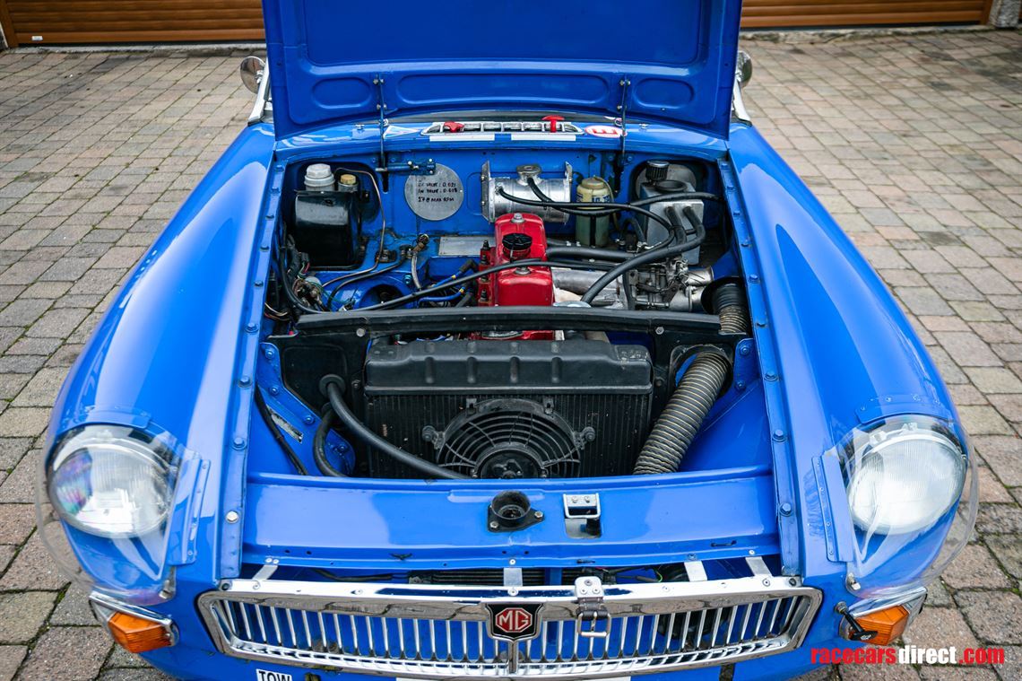 1964-mg-b-fia-race-car