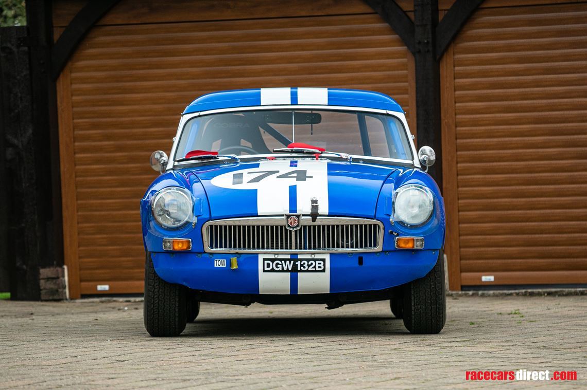 1964-mg-b-fia-race-car