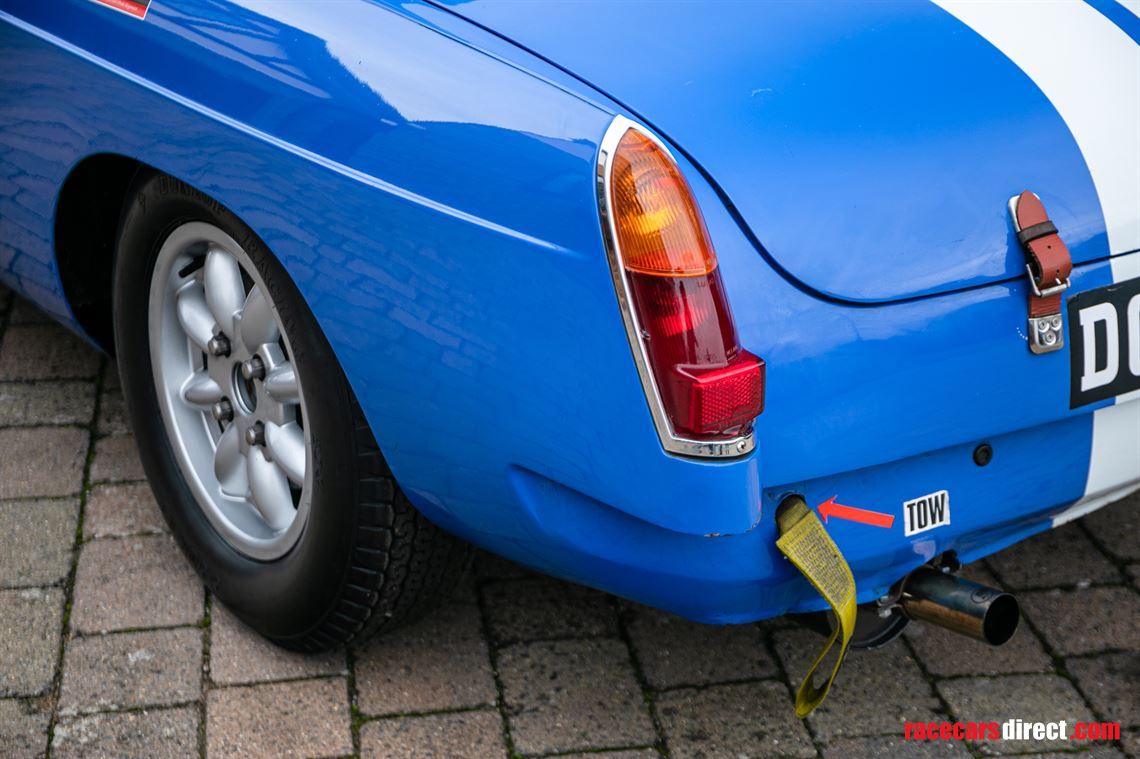 1964-mg-b-fia-race-car