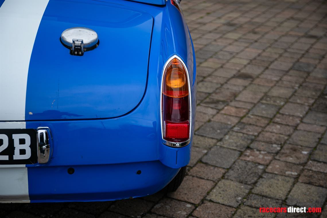 1964-mg-b-fia-race-car