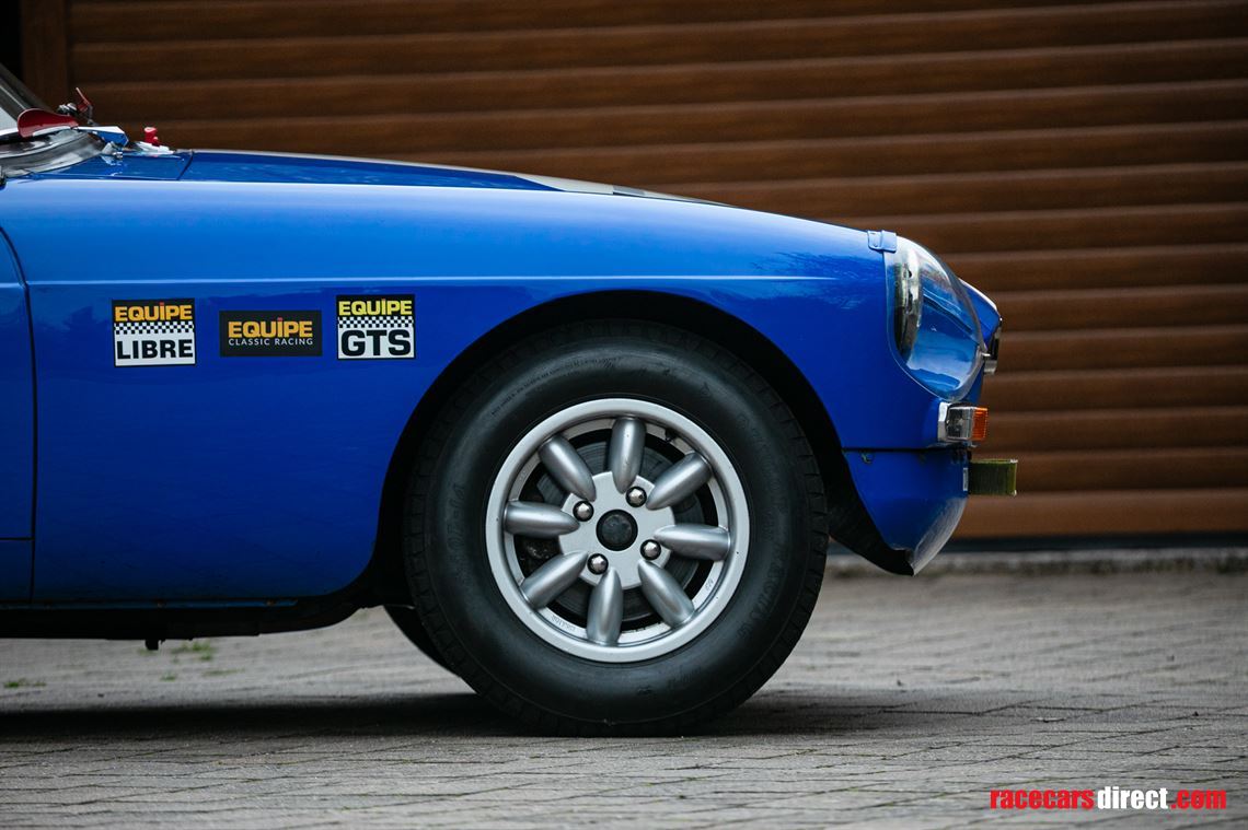 1964-mg-b-fia-race-car