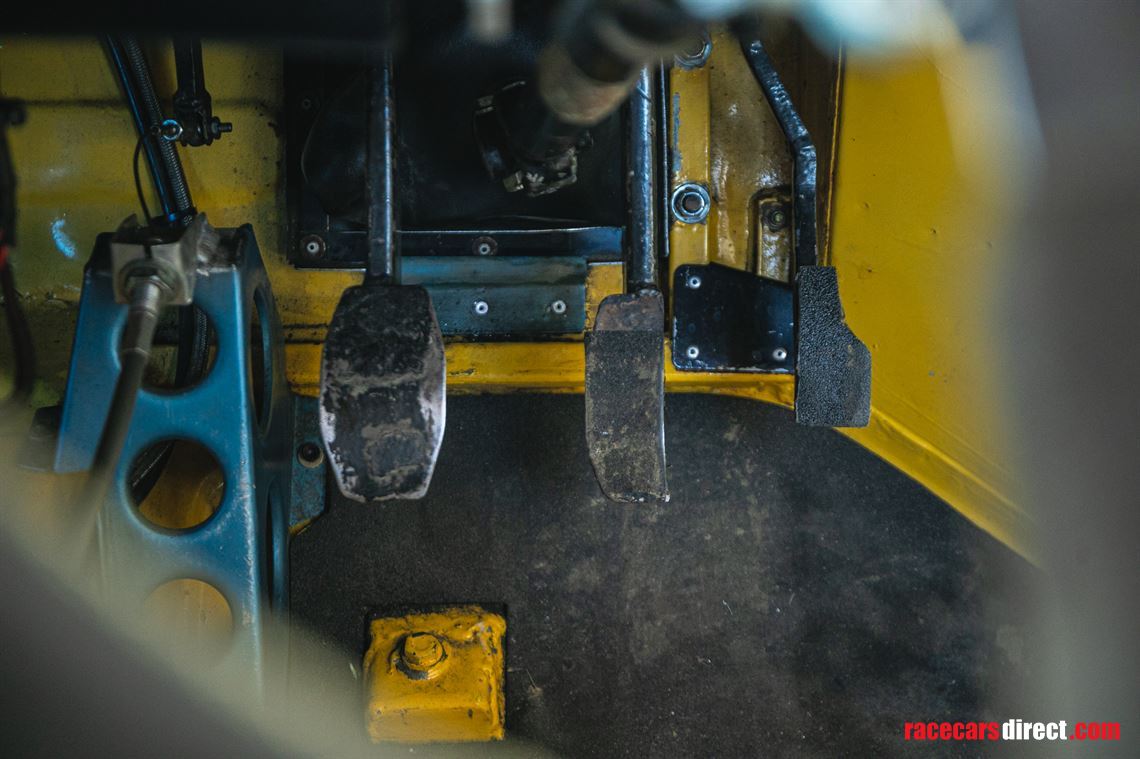 1987-dam-4100-metro-6r4