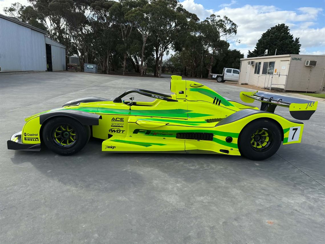 2022-wolf-f1-extreme