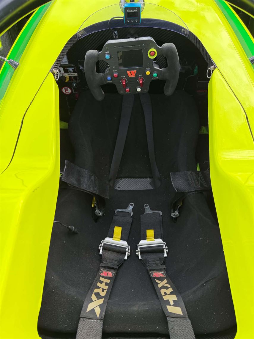 2022-wolf-f1-extreme