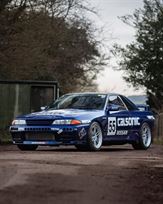 nissan-skyline-r32-gtr-racetrack-car
