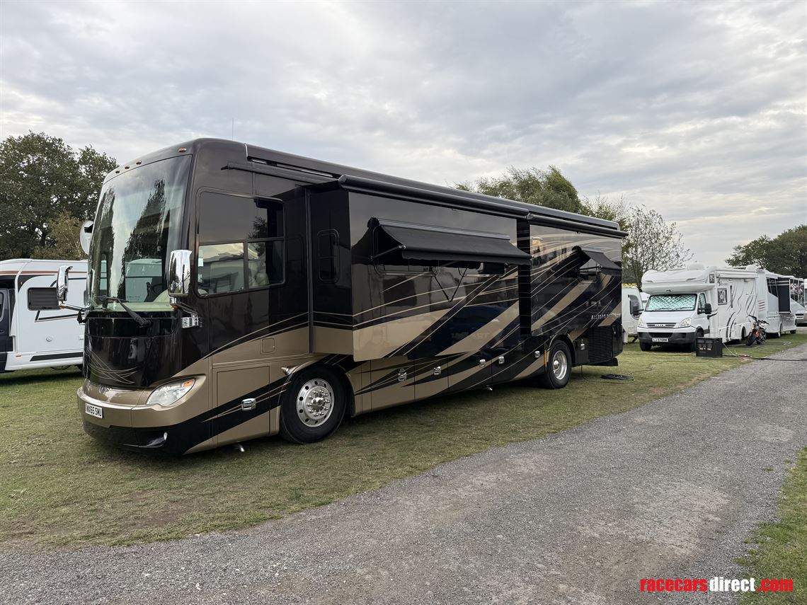 tiffin-motorhomes-allegro-bus