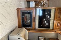 tiffin-motorhomes-allegro-bus