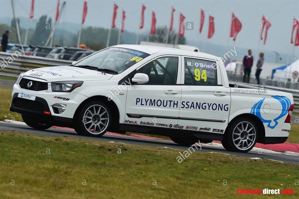 ssangyong-musso-racing-truck