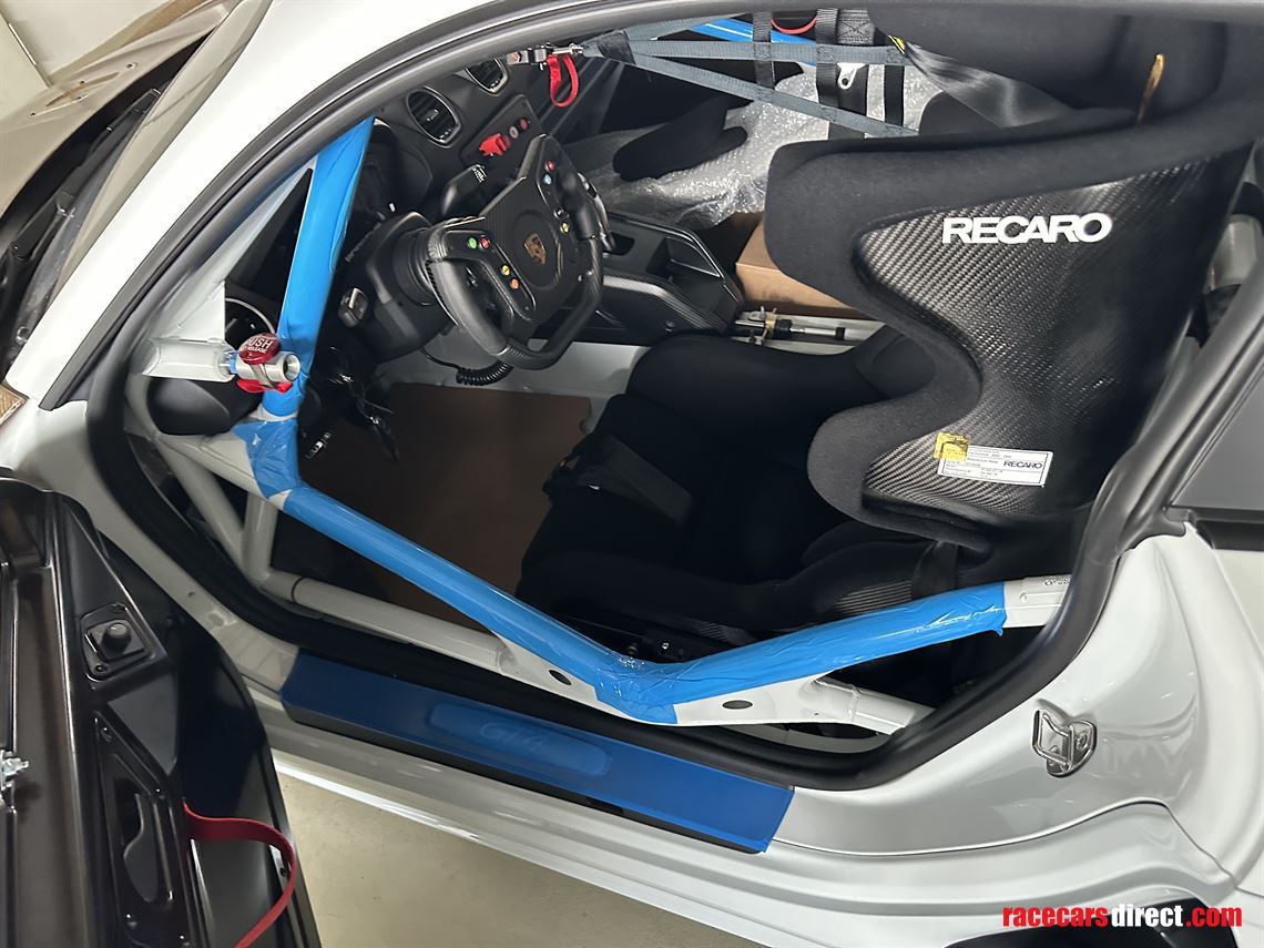 porsche-718-cayman-gt4rs-new