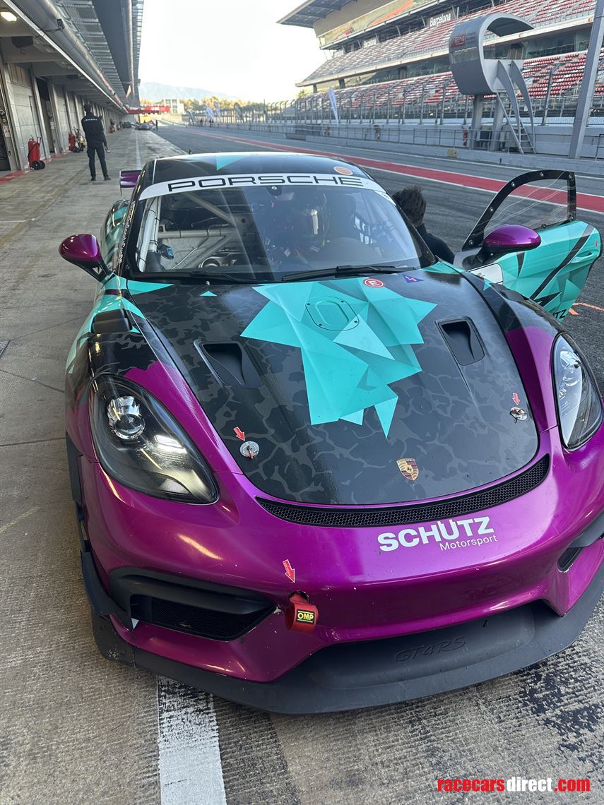 porsche-718-cayman-gt4rs-ready-to-race