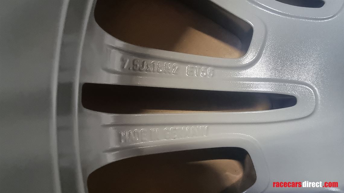 mercedes-benz-v-class-wheels