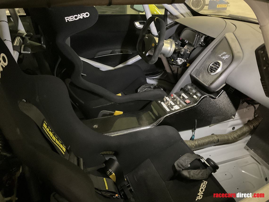 audi-r8-lms-gt3-v10-52-ex-christian-abt