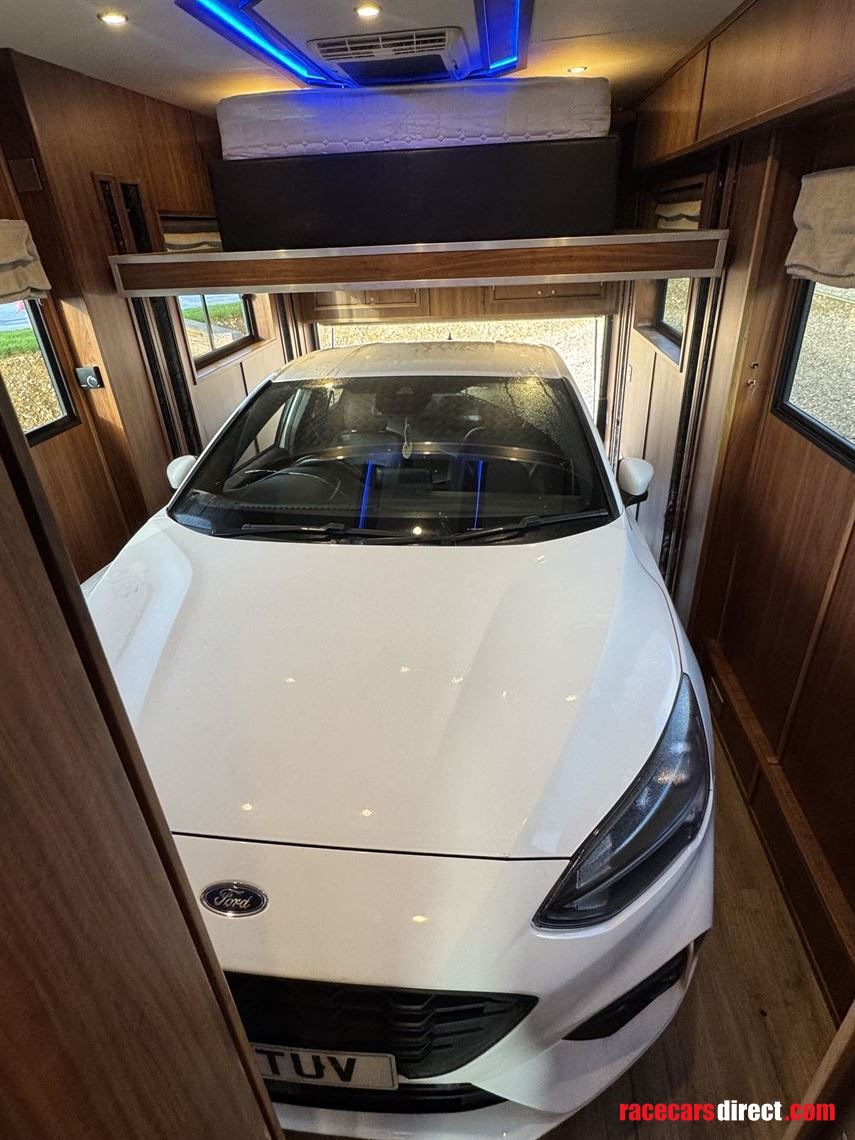 2018-equicruiser-motorhome-race-truck-with-ga