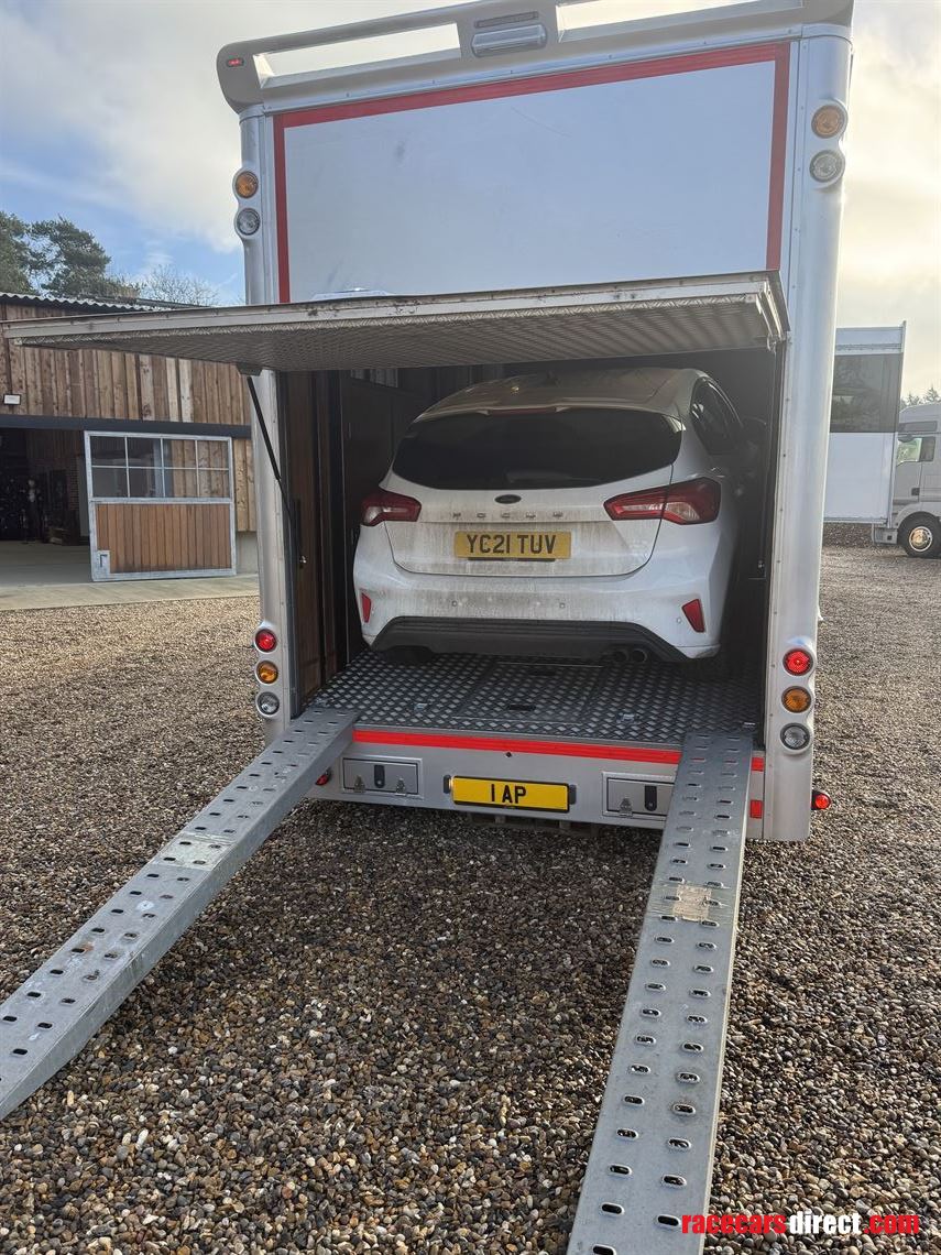 2018-equicruiser-motorhome-race-truck-with-ga