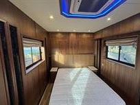 2018-equicruiser-motorhome-race-truck-with-ga