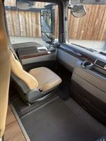 2018-equicruiser-motorhome-race-truck-with-ga