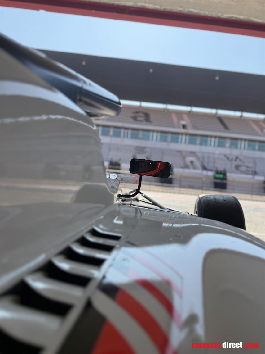 driver-seats-available