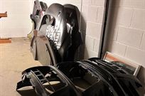 various-audi-r8lms-and-ultra-carbon-body-part