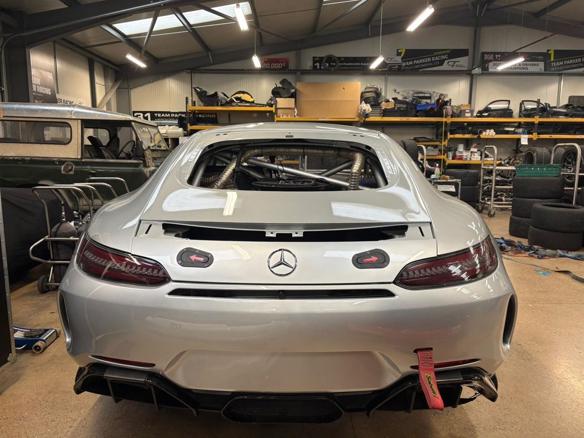 mercedes-amg-gt4---2022-best-gt4-for-the-mone