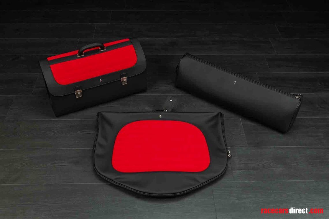 ferrari-f50-luggage-set