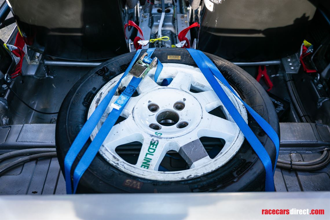 1989-lancia-delta-hf-integrale-16v-group-a-ra