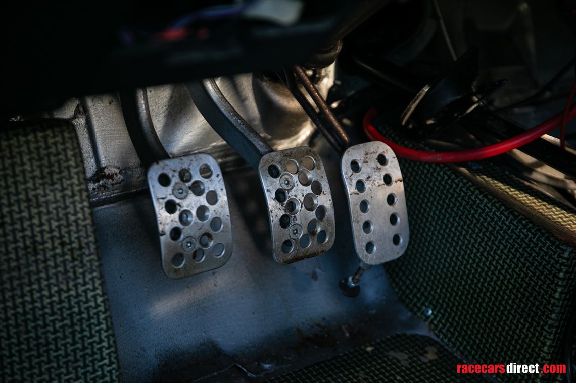 1989-lancia-delta-hf-integrale-16v-group-a-ra