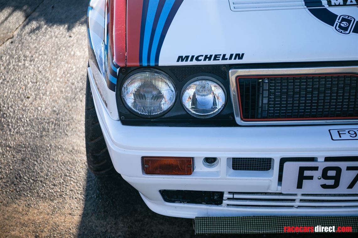 1989-lancia-delta-hf-integrale-16v-group-a-ra