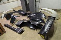 aston-martin-dbrs9-carbon-fiber-body-panels-m