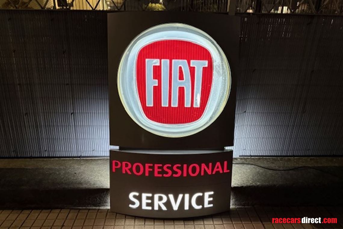 fiat-professional-service-sign
