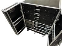 tool-box-flight-case-with-hinged-doors---vme-