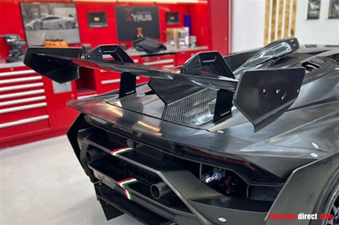 lamborghini-huracan-super-trofeo-rear-wing-st