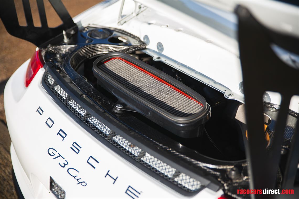 porsche-9911-gt3-cup-car