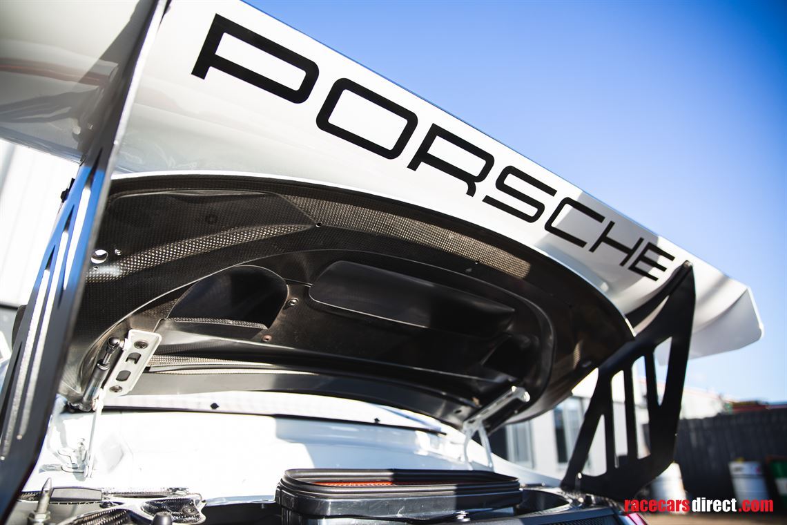 porsche-9911-gt3-cup-car
