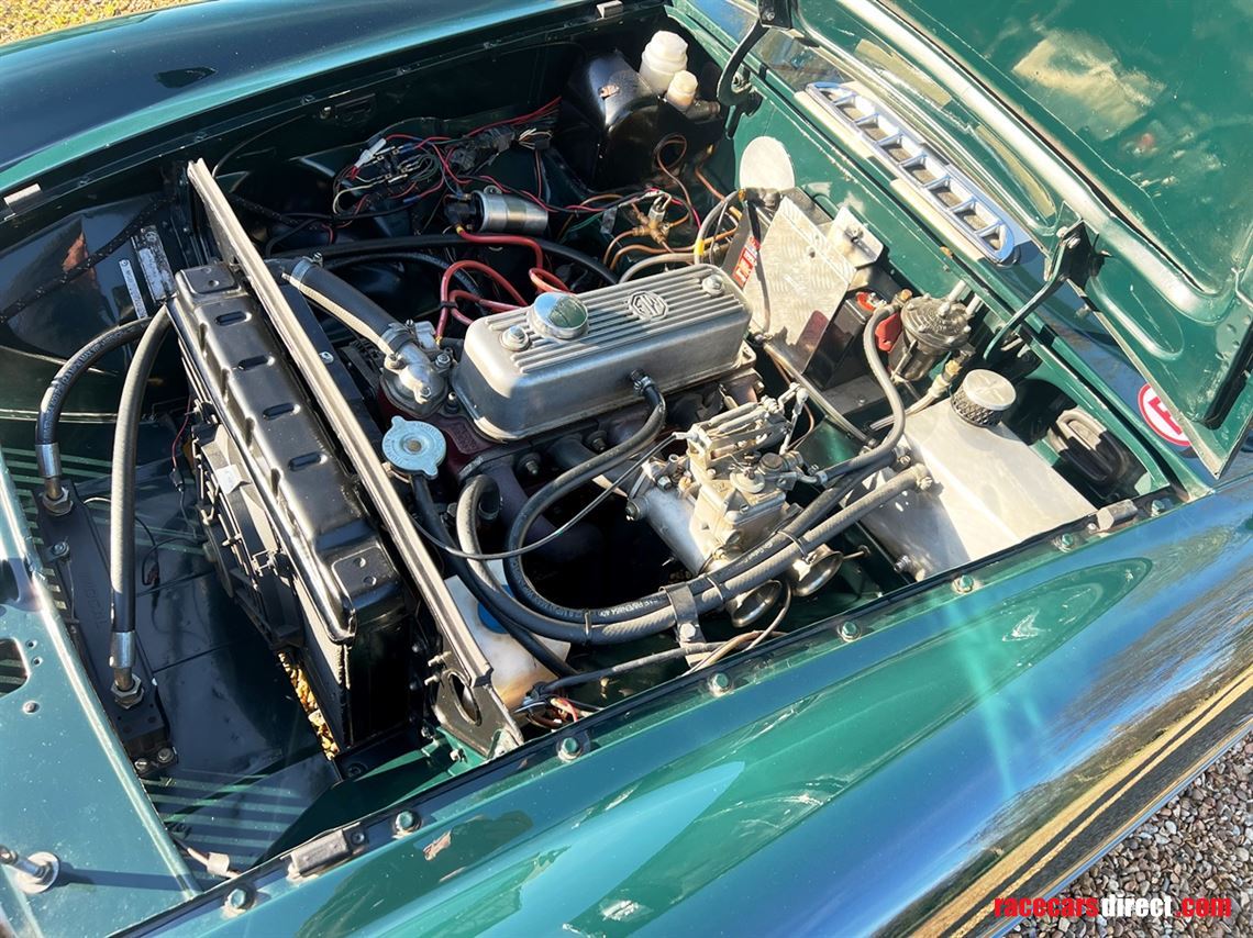 1964-mgb-race-car-very-competitive