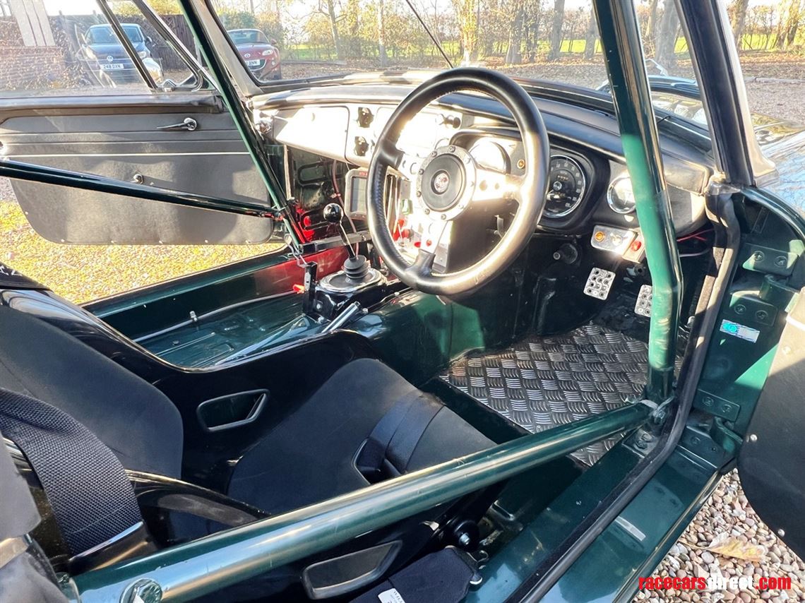 1964-mgb-race-car-very-competitive