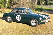 mgb-race-car-very-competitive
