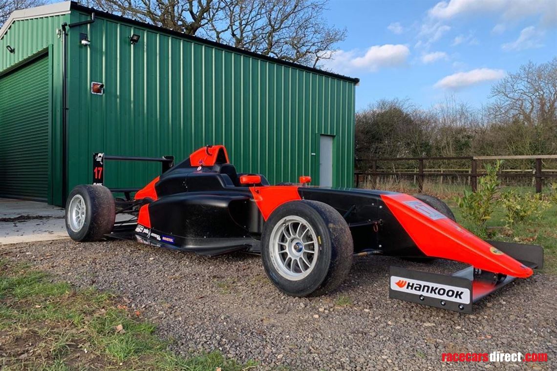 championship-winning-tatuus-f4-t014