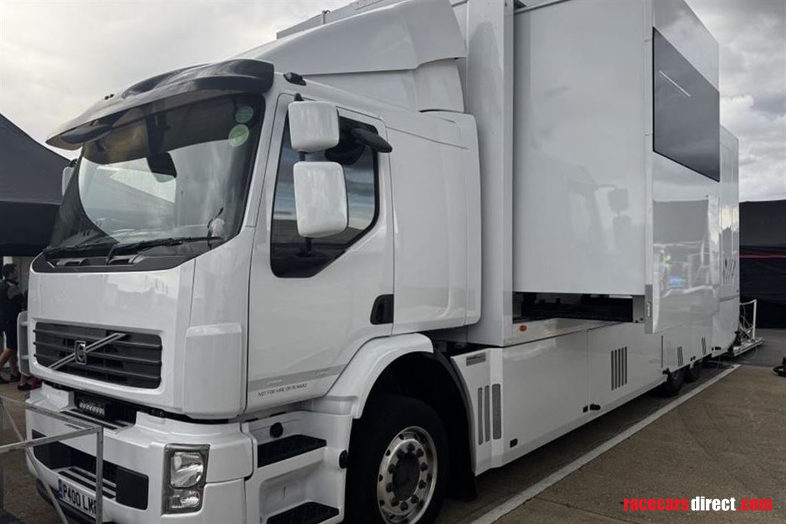 2-car-transporter-with-office