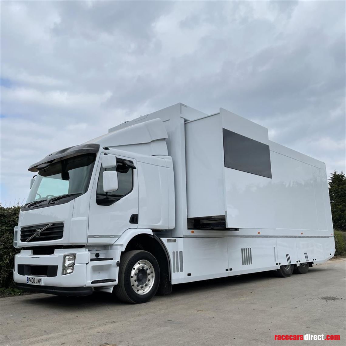 2-car-transporter-with-office