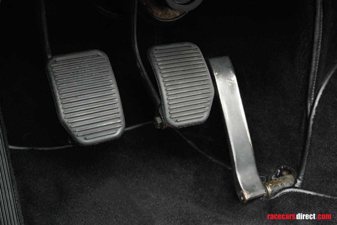 1971-ferrari-365-gtb4-daytona-competizione