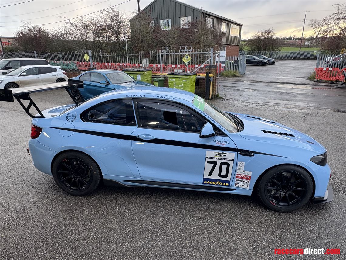 bmw-m2-competition-gt4-spec-6-races-since-new