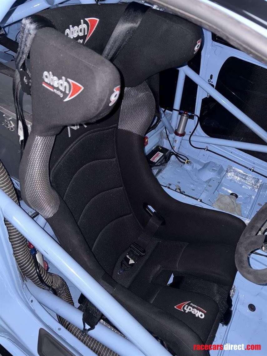 bmw-m2-competition-gt4-spec-6-races-since-new