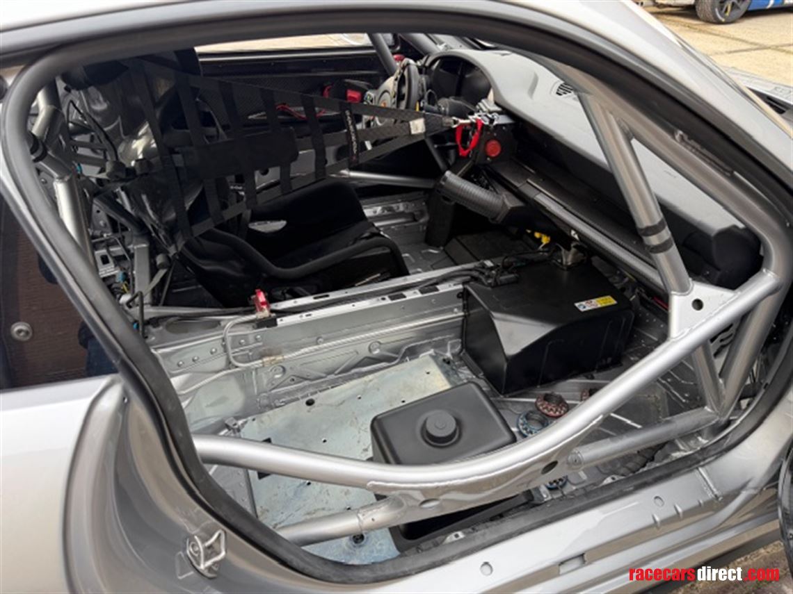 porsche-992-cup-with-abs