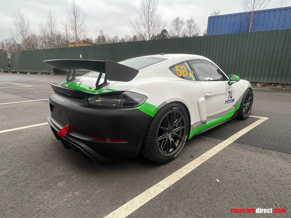 porsche-718-cayman-gt4-clubsport-competition