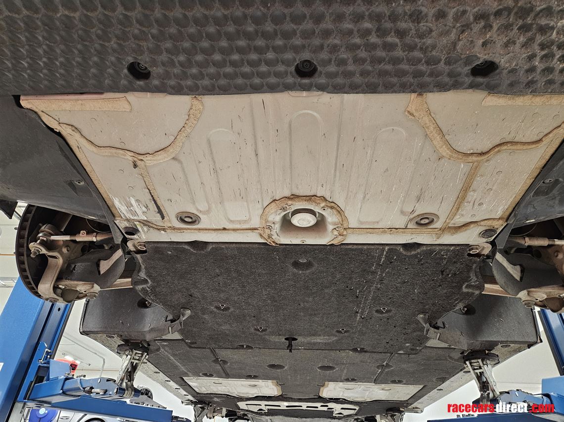 porsche-718-cayman-gt4-clubsport-competition